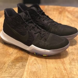 Kyrie Irving 3 Basketball Shoes